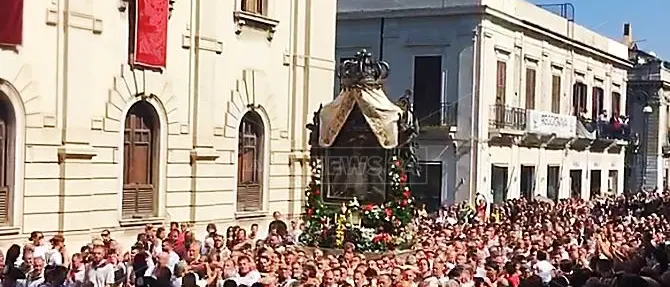 Reggio in festa, in migliaia per la Madonna della Consolazione