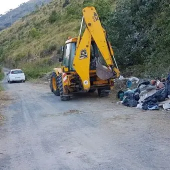 Tortora, rifiuti lungo le sponde del fiume Noce: avviata la bonifica