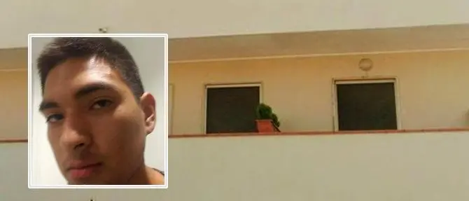 Bimbo di 4 anni precipita dal balcone: preso al volo da un ragazzo