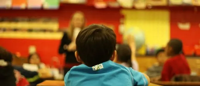 Ritorno a scuola, il Codacons: «Non mettete foto dei bambini sui social»