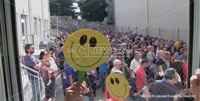 Suona la campanella, primo giorno di scuola per 270mila studenti calabresi