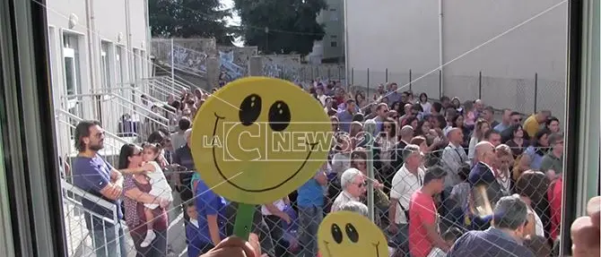 Suona la campanella, primo giorno di scuola per 270mila studenti calabresi