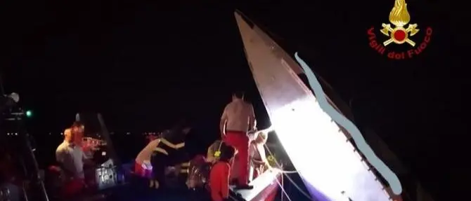 Motoscafo contro diga, tre morti. C'è anche il campione offshore Buzzi