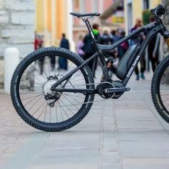 Troppi ciclisti incuranti dei pedoni: il Comune di Cosenza dispone sanzioni