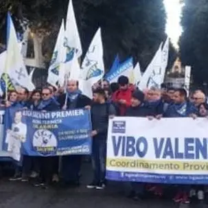 Sgarbi ai leghisti calabresi che non vogliono Occhiuto: «Siete forcaioli come i Cinquestelle»