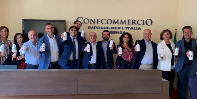 Confcommercio Cosenza aderisce al progetto Plastic Free