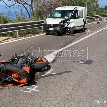 Ferito 18enne in un grave incidente a Vibo, interviene l'elisoccorso