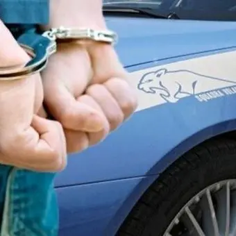 Aggressioni e minacce all'ex nonostante la condanna: arrestato 38enne reggino
