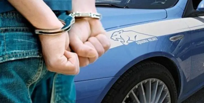 Aggressioni e minacce all'ex nonostante la condanna: arrestato 38enne reggino