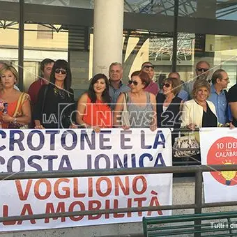 Treni calabresi nel caos: «Frecciargento Sibari-Bolzano? Mossa elettorale»