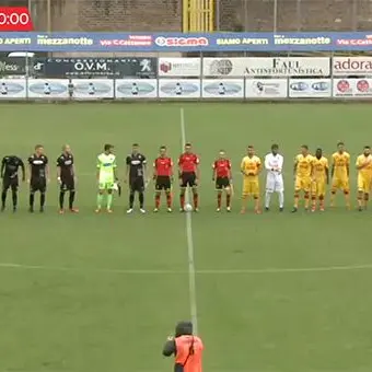 Il Catanzaro scivola sul prato di Viterbo e perde 2-1