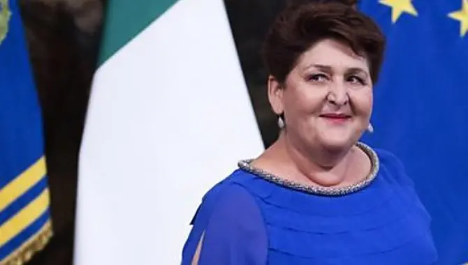 Agricoltura, il ministro Teresa Bellanova fa tappa in Calabria