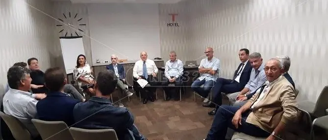 Regionali, il Pd snobba ancora la riunione organizzata dal Psi: Oliverio chi?