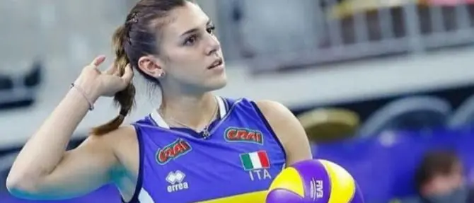 Perseguita pallavolista della Nazionale, arrestato 53enne