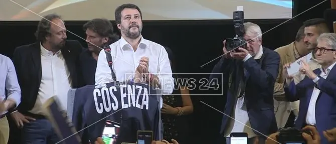 Regionali, Salvini: «A casa Oliverio e la sinistra». E ignora Occhiuto: «Vogliamo un nome nuovo»