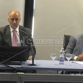 A scuola con la Polizia: a Reggio il progetto per una città senza 'ndrangheta