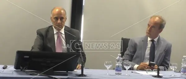 A scuola con la Polizia: a Reggio il progetto per una città senza 'ndrangheta