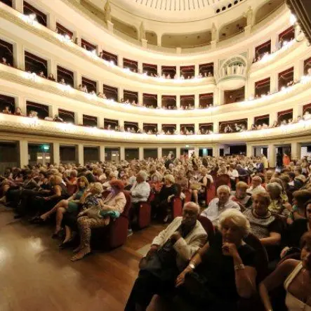 “Così fan tutte” di Mozart in scena al teatro Cilea di Reggio Calabria