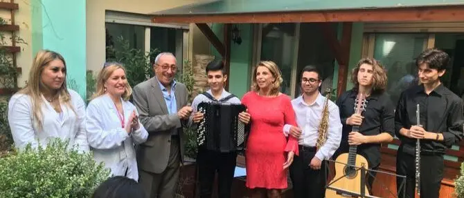 Arte e psicoterapia per sostenere i pazienti oncologici