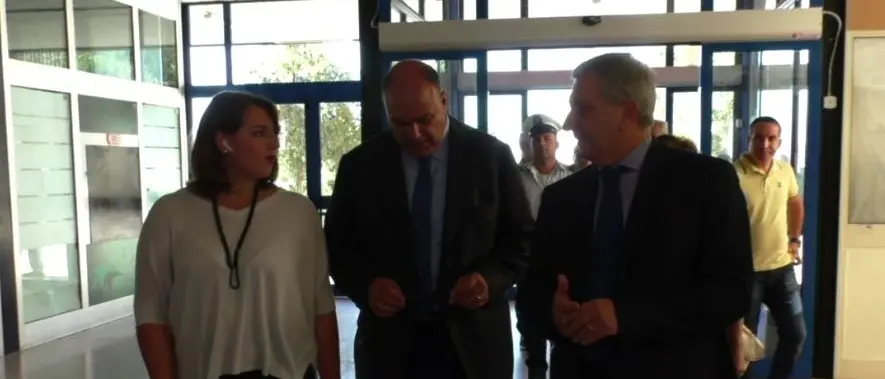 Locri, blitz di Nesci (M5S) in ospedale: «Individuare responsabilità politiche»