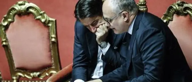 Governo, nessuna intesa sul Def. Di Maio e Renzi: «No ad aumento Iva»