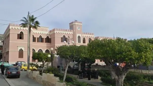 Bando edilizia scolastica, gruppo consiliare “Bova Marina Progetto Futuro”: «Persi fondi importanti. Comune non ammesso»\n