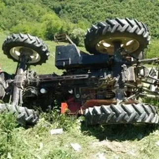 Muore a 21 anni schiacciato da un trattore nelle campagne bolognesi