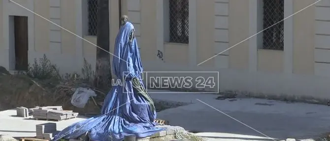 Cosenza, lo stop dei lavori sul corso manda in crisi i commercianti