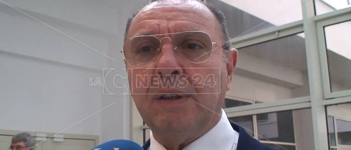 Sanità, lascia il reggente dei “Riuniti”. E Cotticelli risponde di condotta antisindacale