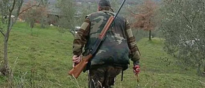 Cacciatore muore colpito da una pallottola nel Catanzarese
