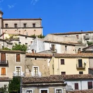 Gerace, Taverna e Morano tesori autentici per il Touring club