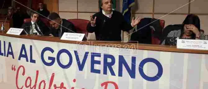 Mario Occhiuto si gioca le ultime carte. Ma Lega e Fdi vogliono la Regione