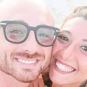 «Tu vivi in me»: lo struggente post della fidanzata dell’agente ucciso