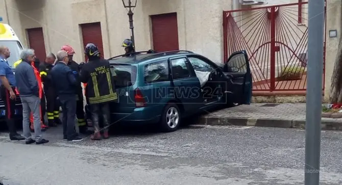 Si allunga la scia di sangue sulle strade calabresi, un morto a Cetraro