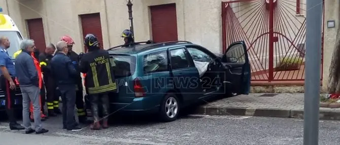 Si allunga la scia di sangue sulle strade calabresi, un morto a Cetraro