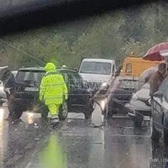 Statale 107 maledetta, altro incidente dove sono morti i quattro giovani