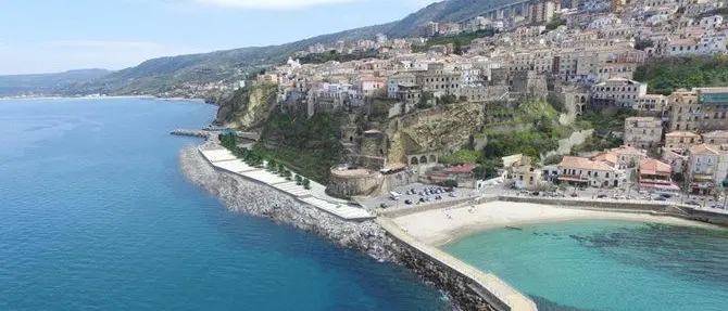 Donna scomparsa a Pizzo, avviate le ricerche