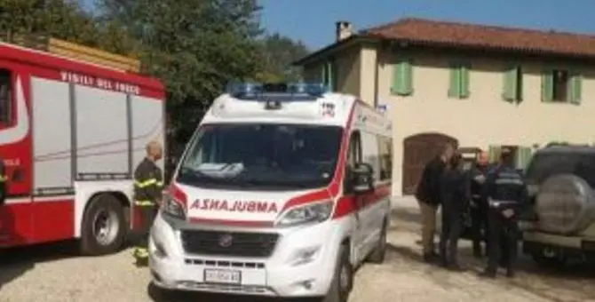 Cinque bambini travolti da un Suv vicino all'asilo, uno è grave