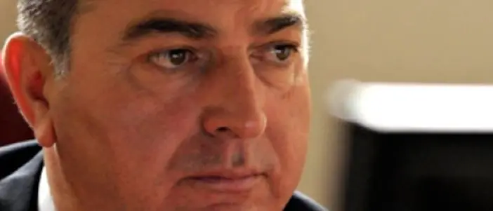 Regionali, il M5S pensa anche a Pino Masciari. Patto con il Pd sempre in bilico