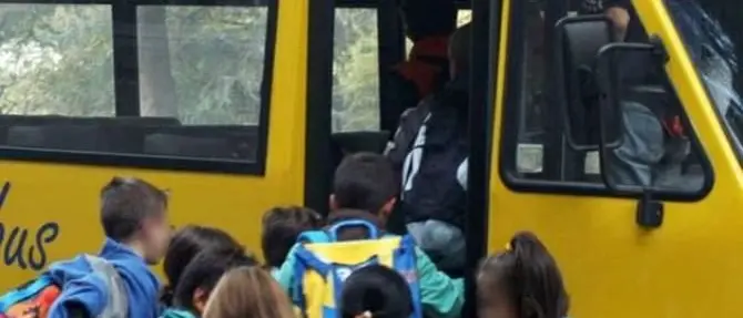 Trasporto scolastico, Anci Calabria: «Evitata la stangata sulle famiglie»