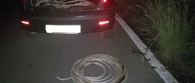 Beccato a rubare cavi in rame dalla pubblica illuminazione, arrestato