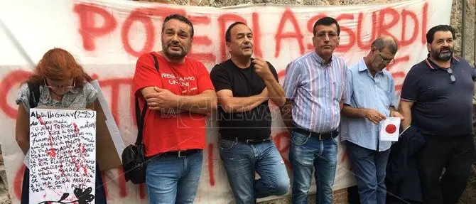 Duecento curdi diedero inizio al modello Riace: Lucano manifesta per il loro popolo