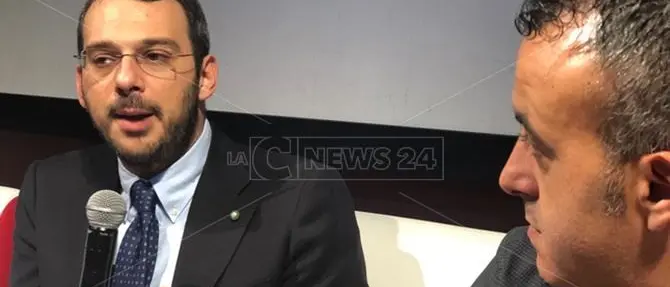 Vibo, Borrometi: «C’è un modo per lottare contro la mafia, fare squadra»