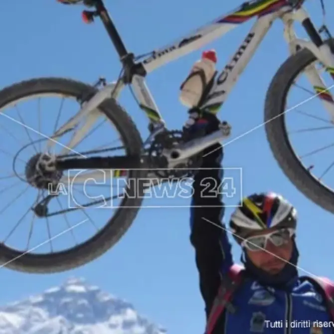 Dopo l'Everest in sella alla sua mountain bike, Luigi è pronto per una nuova sfida