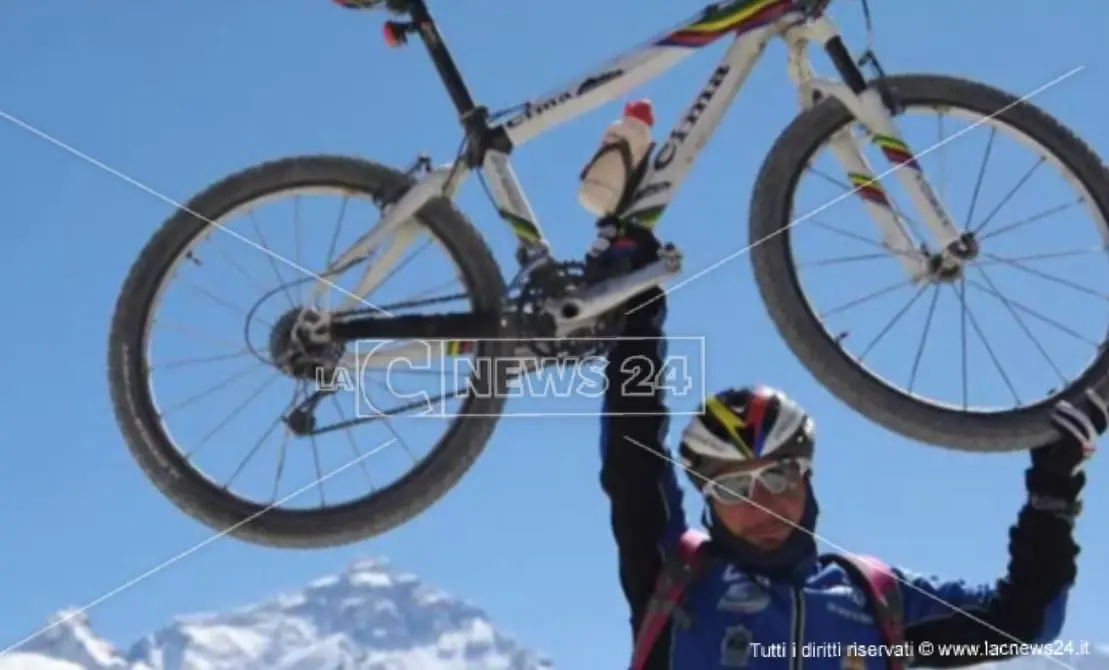 Dopo l'Everest in sella alla sua mountain bike, Luigi è pronto per una nuova sfida