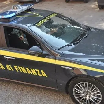 In auto con eroina, arrestati zio e nipote a Lamezia Terme