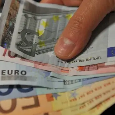 ‘Ndrangheta, estorceva ostentando legami con clan: arrestato calabrese in Veneto