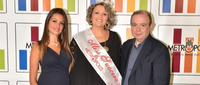Il titolo di Miss Suocera 2019 alla rendese Annalisa Mazzuca