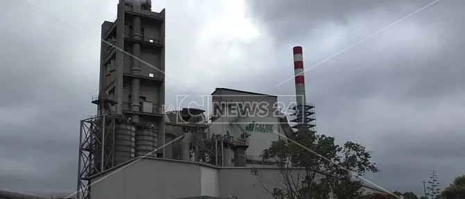 Inceneritore a Marcellinara, mancano documenti: ampliamento fermo al palo