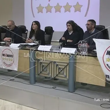 Dissesto a Cosenza, i deputati pentastellati: «Gravi conseguenze per la città»